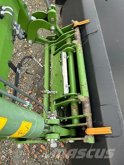 Fendt 724 VARIO Трактори