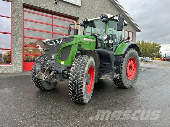 Fendt 942 VARIO Трактори