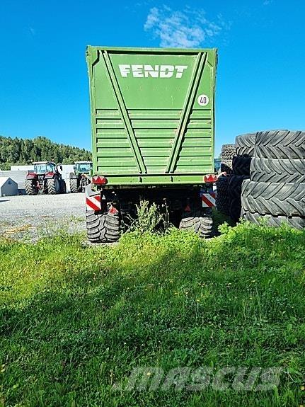 Fendt Tigo 50 PR Ремаркета за бали