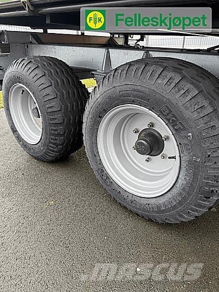 Fliegl TDK 80-88 Ремаркета за бали