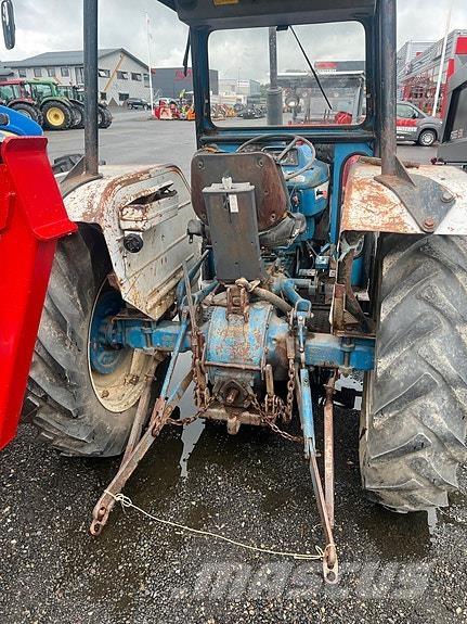 Ford 2600 Трактори