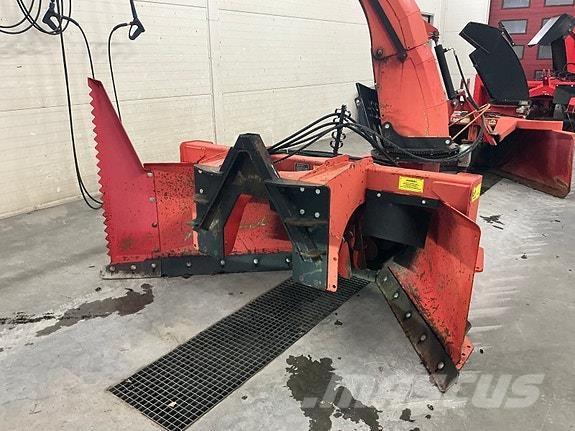 Globus GS 235 Снегохвъргачки
