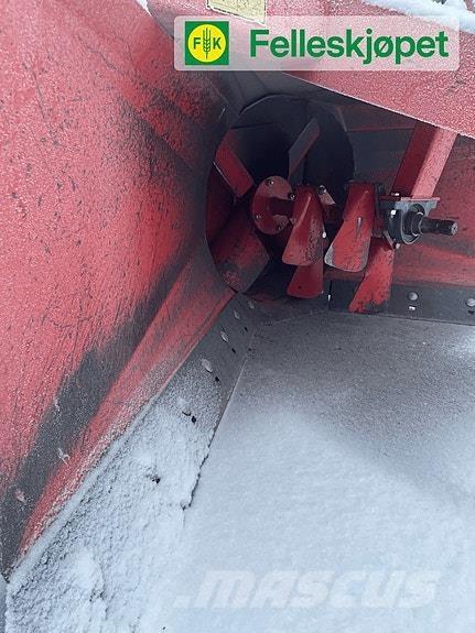 Globus gsf 2300 Снегохвъргачки
