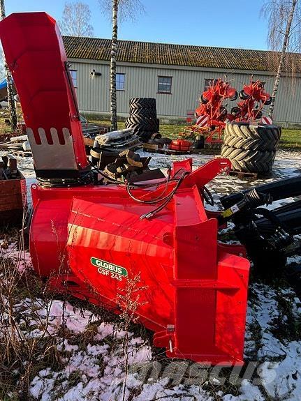 Globus GSF 245-18 Ремаркета за бали