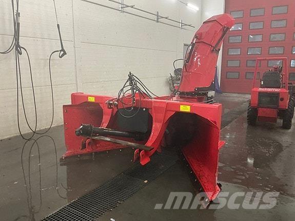 Globus GSF 255 Снегохвъргачки
