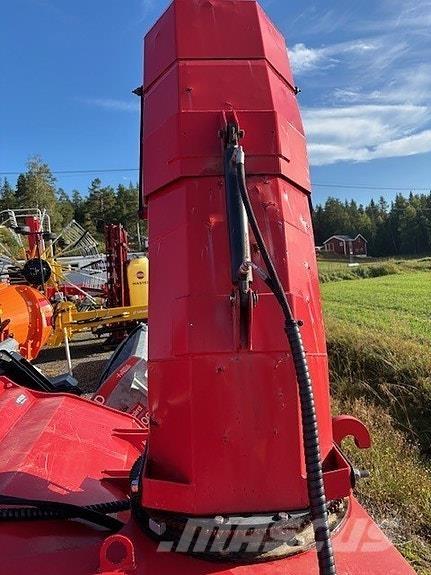 Globus GTF275 Снегохвъргачки
