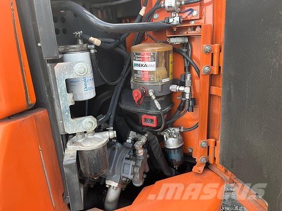 Hitachi ZX85US Мини екскаватори < 7 т