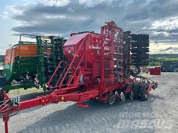 Horsch Pronto 6 DC Напоителни системи