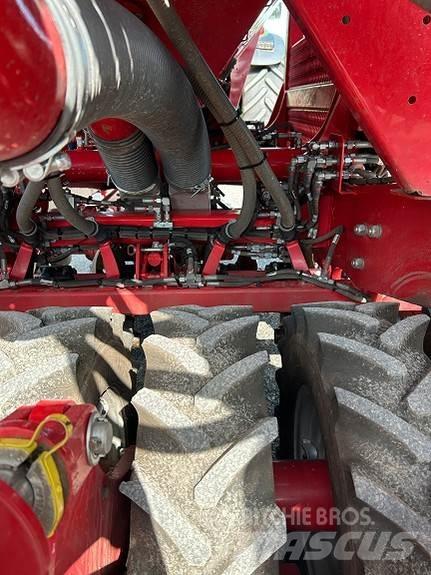 Horsch Pronto 6 DC Напоителни системи