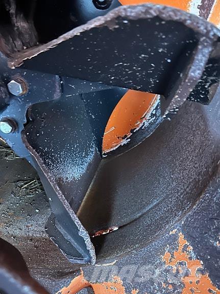 Hydromann V-3200 Ремаркета за бали