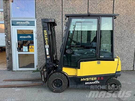 Hyster J2,5XN Дизелови камиони