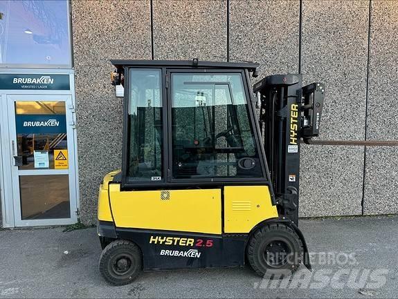 Hyster J2,5XN Дизелови камиони