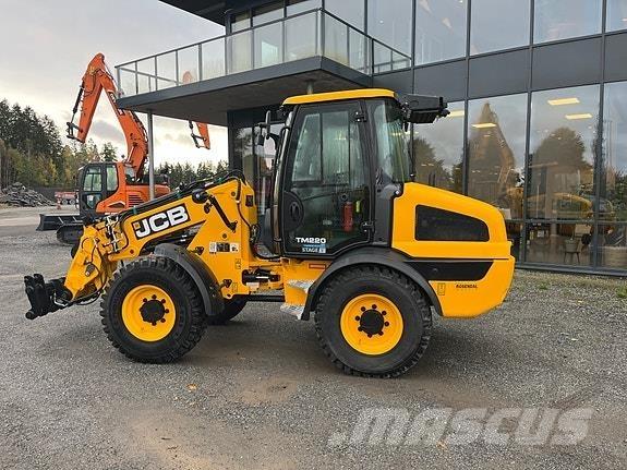 JCB TM220 Колесни товарачи