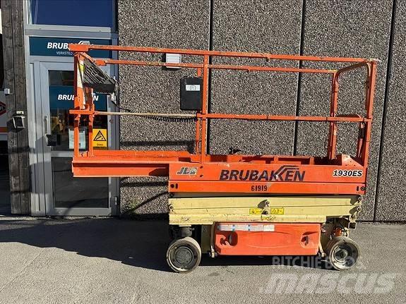 JLG 1930ES Други вишки и платформи