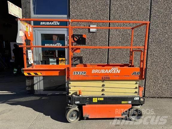 JLG 1932R Други вишки и платформи