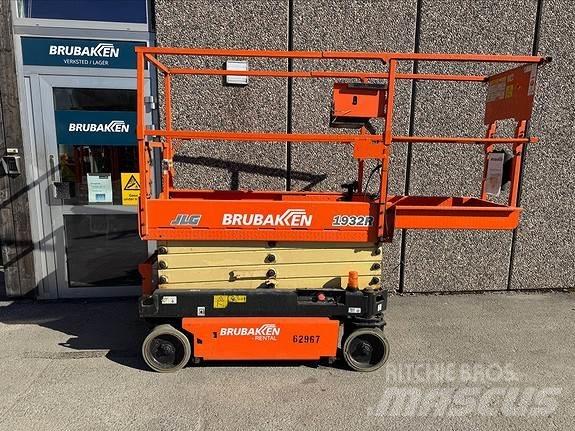 JLG 1932R Други вишки и платформи