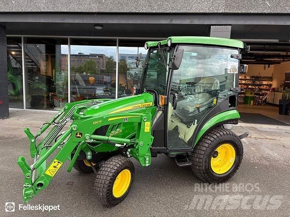 John Deere 2026R Трактори