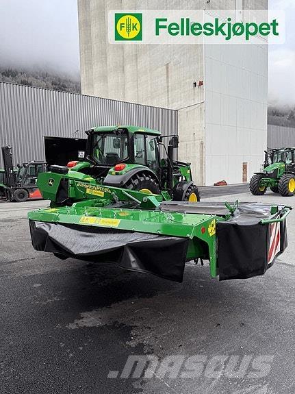 John Deere 328A Друга техника за жънене на фураж