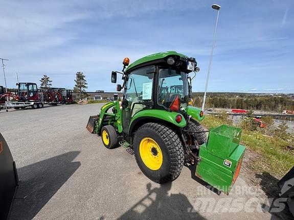 John Deere 3720 Трактори