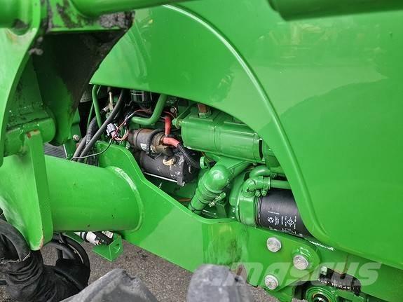 John Deere 5075E Трактори