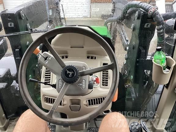 John Deere 6100m Трактори