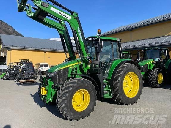 John Deere 6120M Трактори