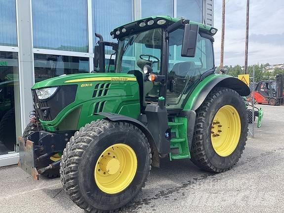 John Deere 6130R Трактори