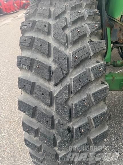 John Deere 6150R Трактори