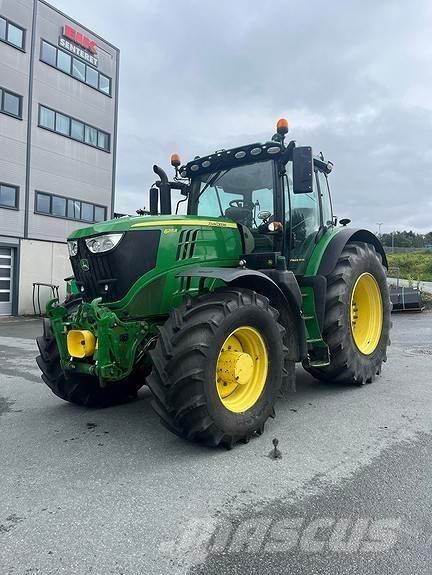 John Deere 6215R Трактори