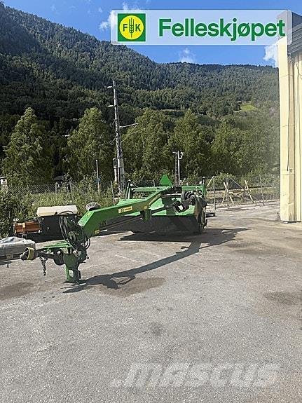 John Deere 630 Друга техника за жънене на фураж