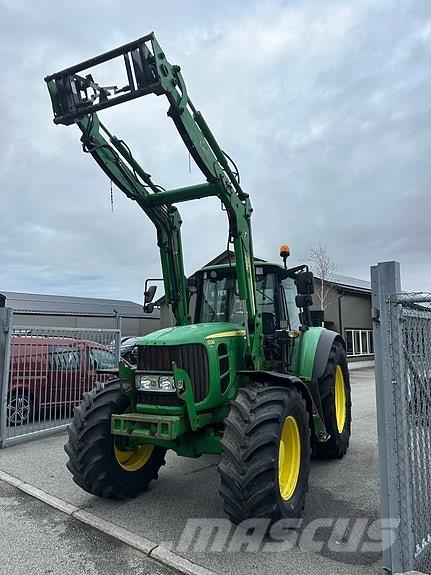 John Deere 6530 Трактори