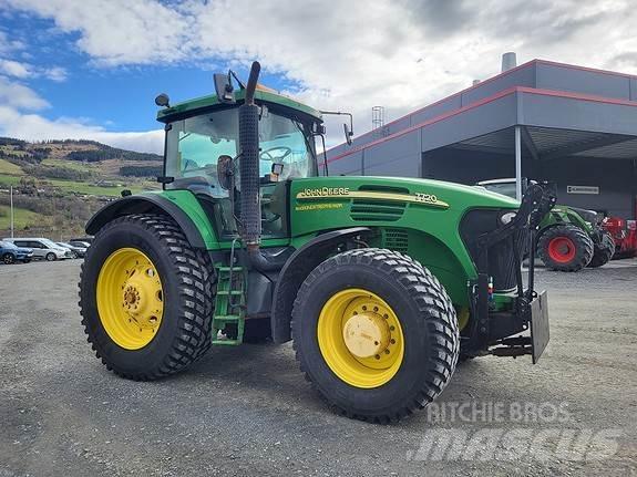 John Deere 7720 Трактори