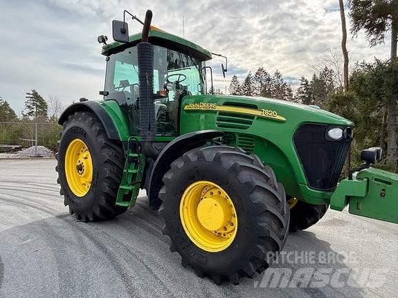 John Deere 7820 Трактори