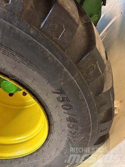 John Deere C441R Сламопреси за кръгли бали
