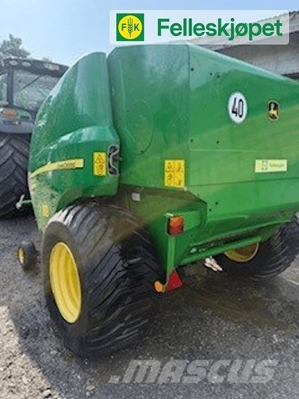 John Deere F440R Сламопреси за кръгли бали
