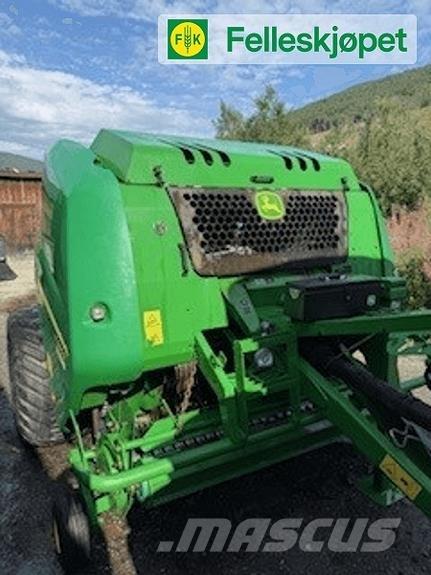 John Deere F440R Сламопреси за кръгли бали
