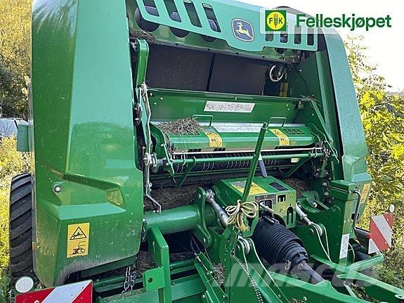 John Deere V451r Сламопреси за кръгли бали
