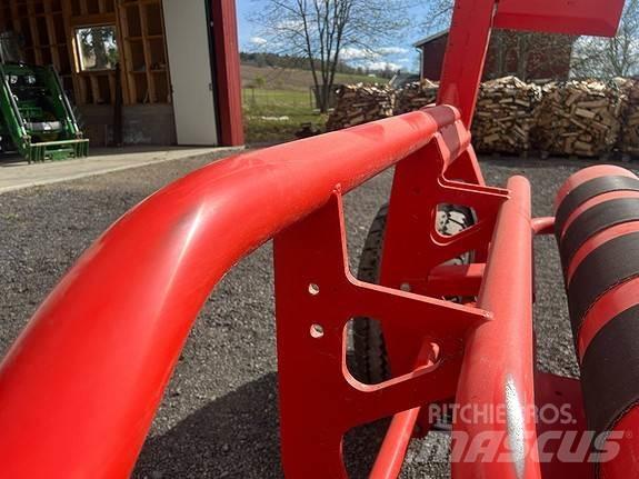 Kuhn RW1610 Сламопреси за кръгли бали
