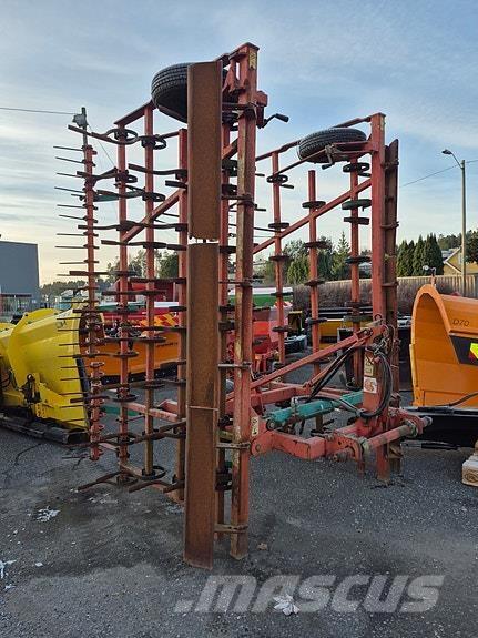 Kverneland  Други машини за оран и аксесоари