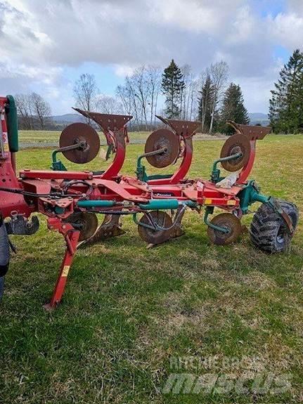 Kverneland 150S Реверсивни плугове