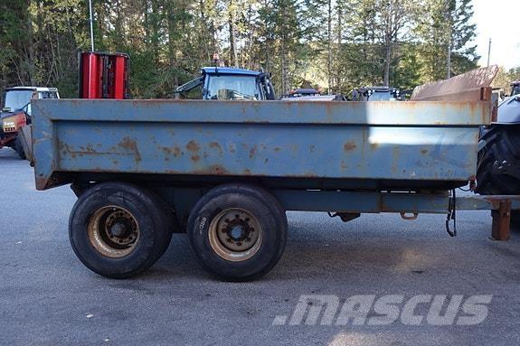 NC 12-40 Ремаркета за бали