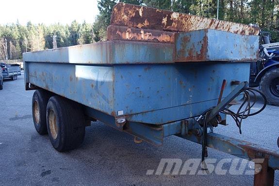 NC 12-40 Ремаркета за бали