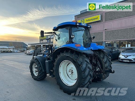 New Holland TS135A Трактори