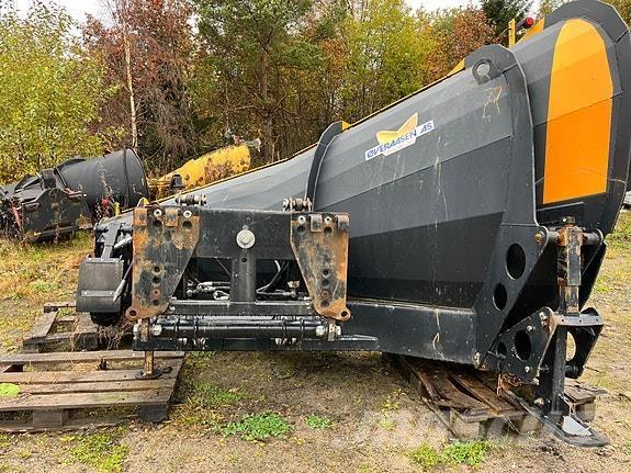  Øveraasen DEH285 Снегочистачки