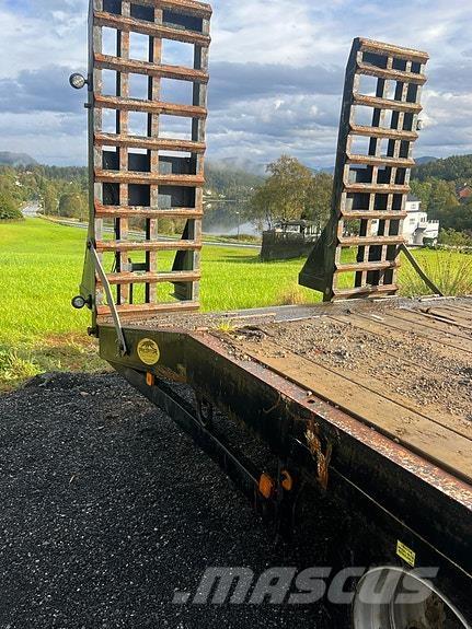  Predator boost 2 Ремаркета за бали