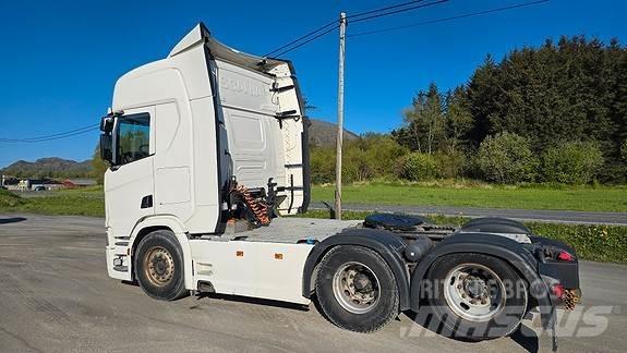 Scania R580A6x2NB Влекачи