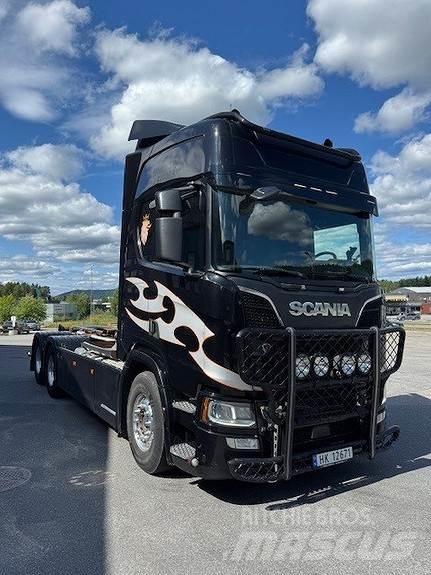Scania R580LB6X4Nb Разглобяеми надстойки