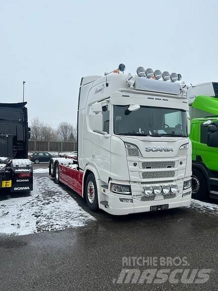 Scania R650B6X2NB Разглобяеми надстойки