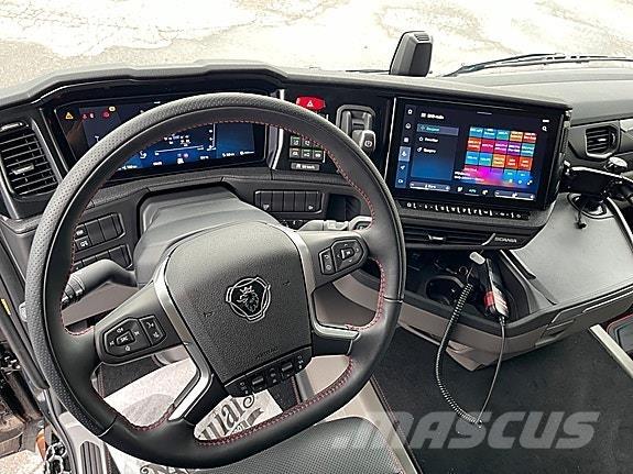 Scania R660A6X4NB Влекачи