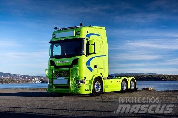 Scania S660A6x4NB Влекачи